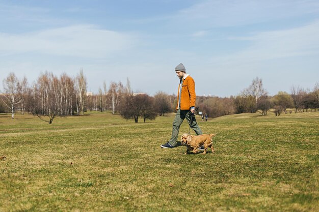 Pet Tech Revolution: Smart Gadgets Every US Owner Needs