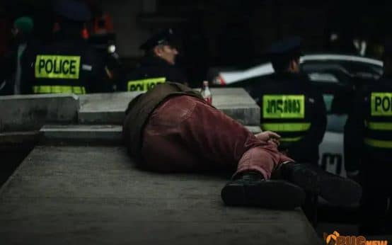 Pedidos de seguro-desemprego nos EUA: Maior em 10 Meses